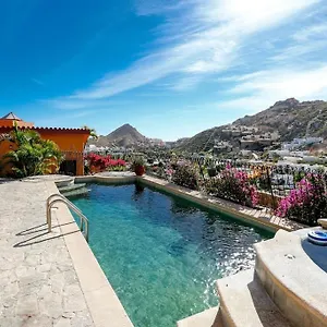 Casa Flamingo Cabo Luxurious Home, Spacious In El Pedregal Gated Community Holiday home